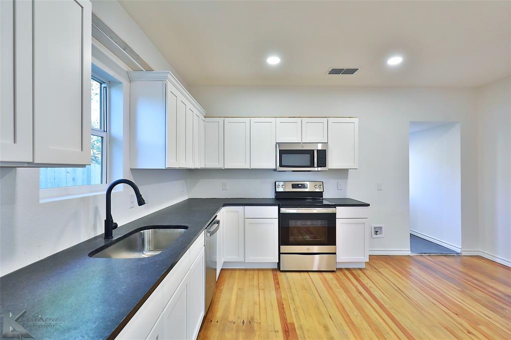 Sayles Of Bellevue - Residential Lease