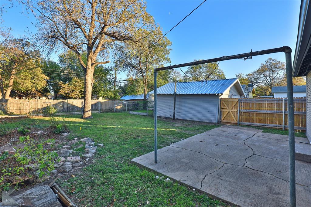 Sayles Of Bellevue - Residential Lease