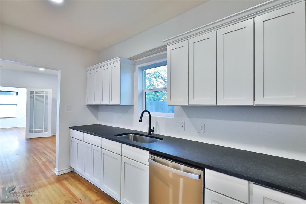 Sayles Of Bellevue - Residential Lease