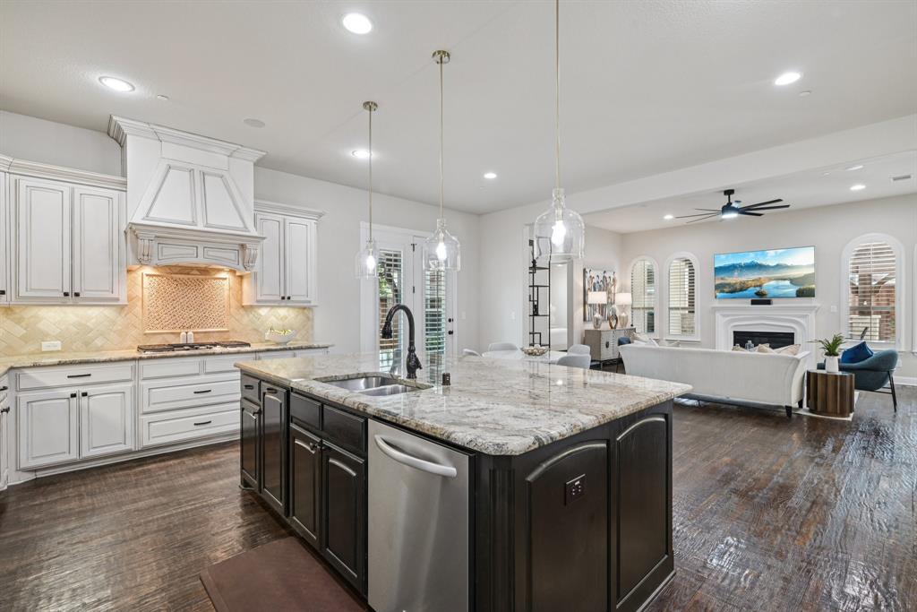 Richwoods Ph Four - Residential