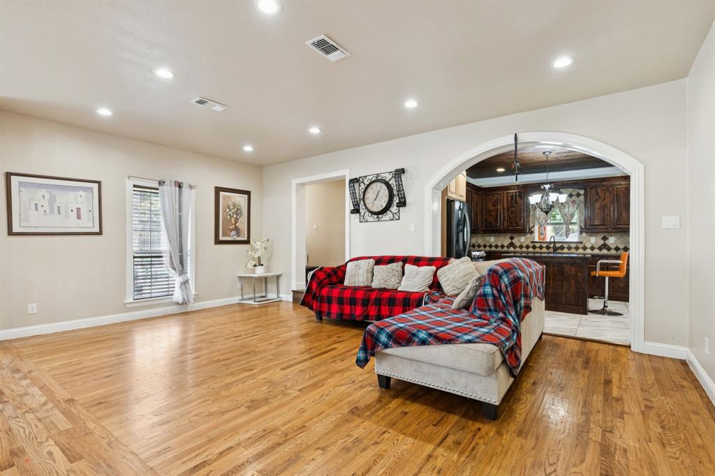 BROWNS - Residential