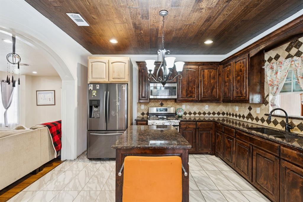 BROWNS - Residential