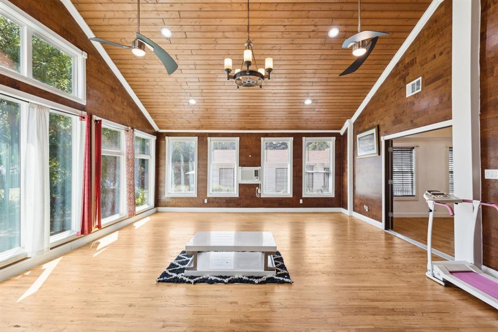 BROWNS - Residential