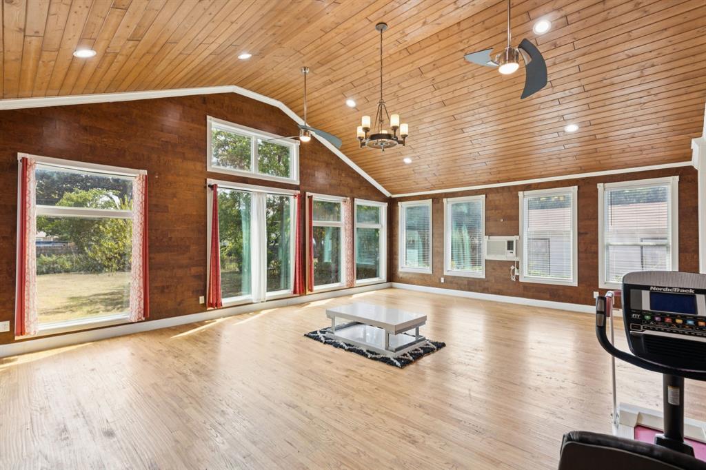 BROWNS - Residential