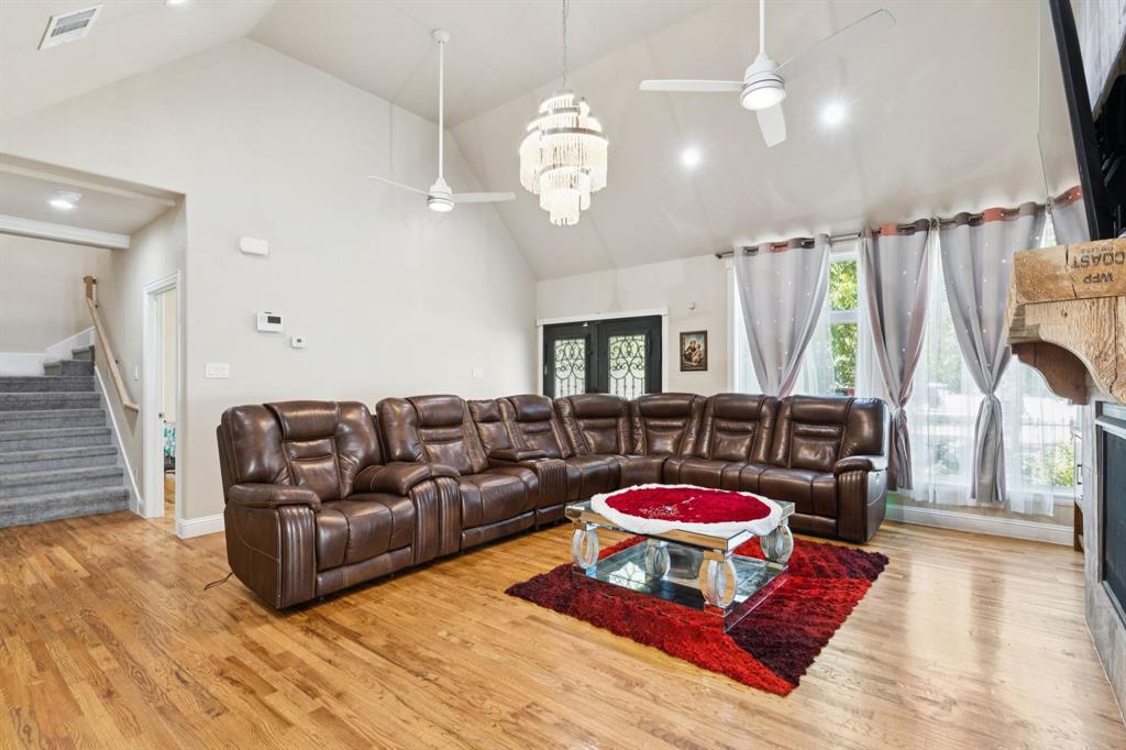 BROWNS - Residential