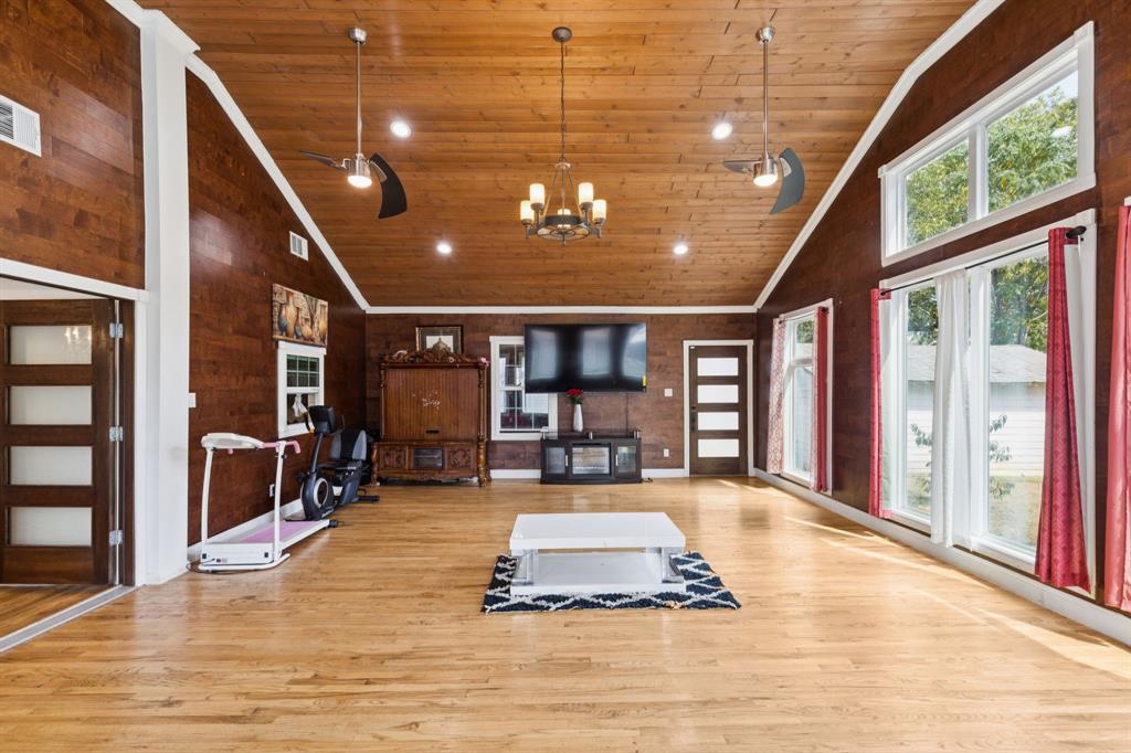 BROWNS - Residential