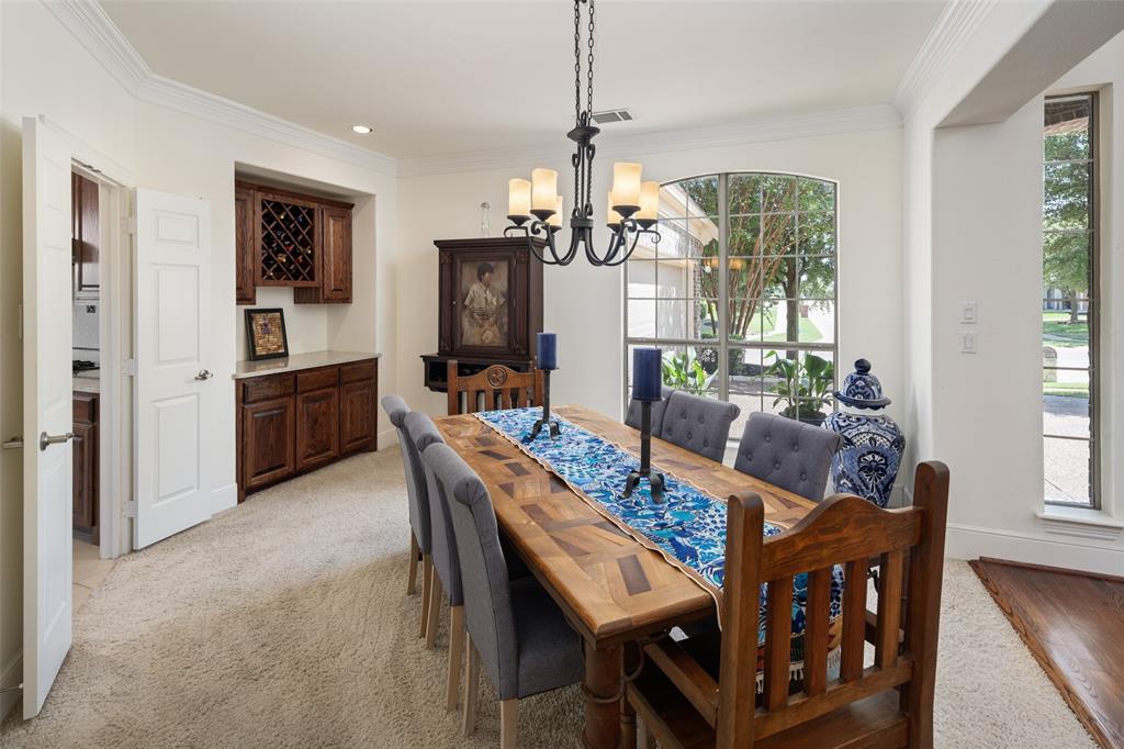 2801 Meadow Ridge Drive