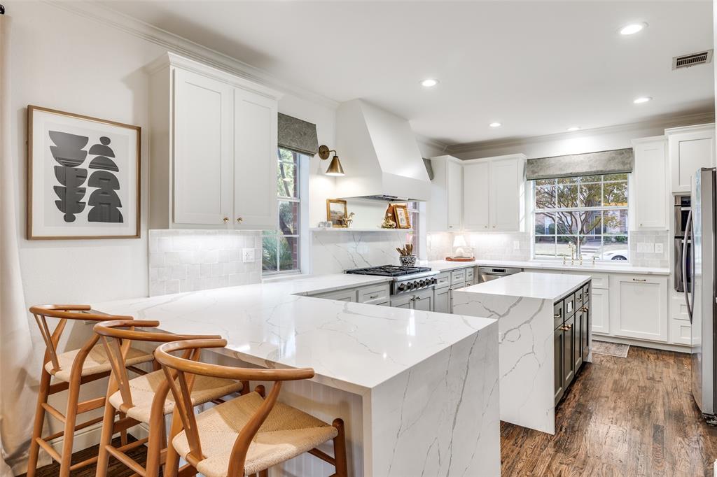 4409 Oak Knoll Drive