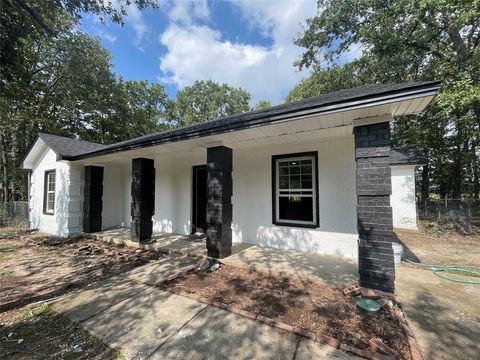 A home in West Tawakoni