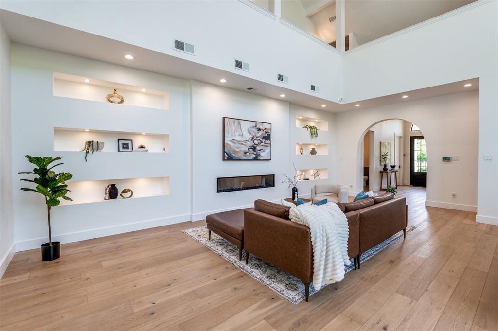 4220 Cheshire Drive