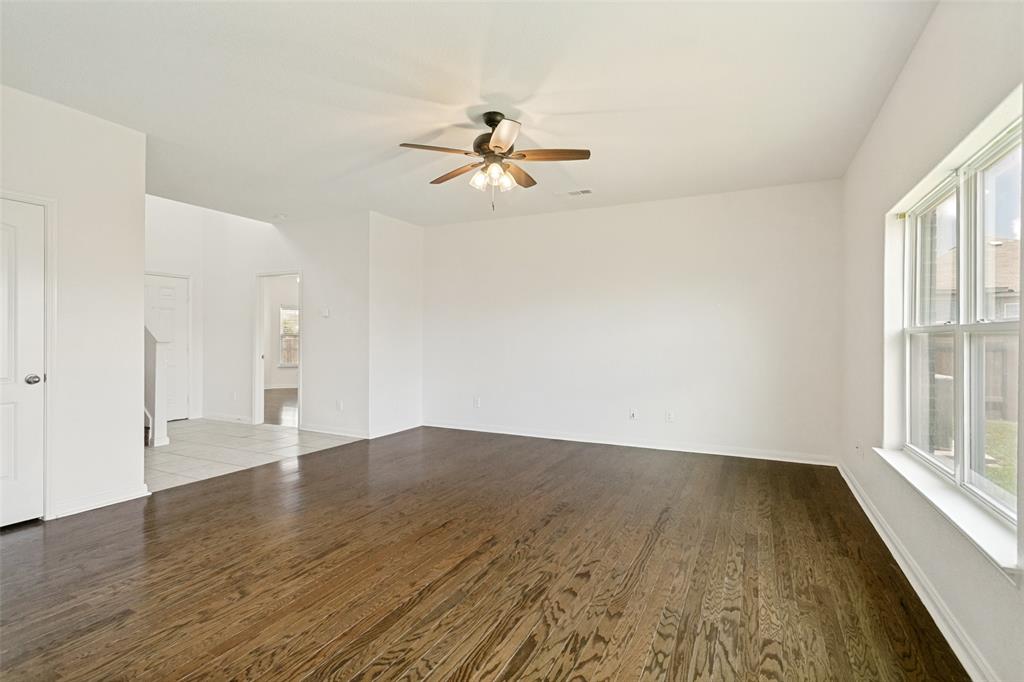 215 SILVERLEAF Drive