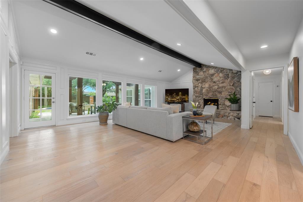 6606 Regalbluff Drive