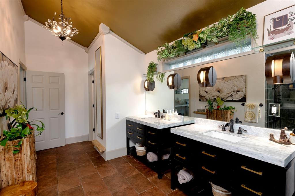 Lake Terrace - Residential Lease