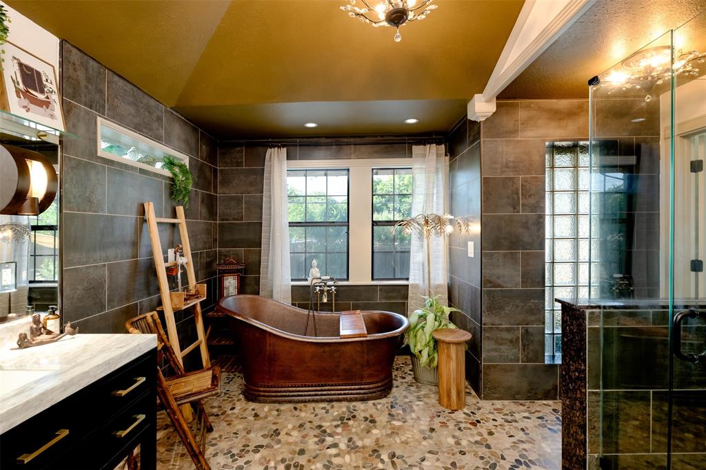 Lake Terrace - Residential Lease