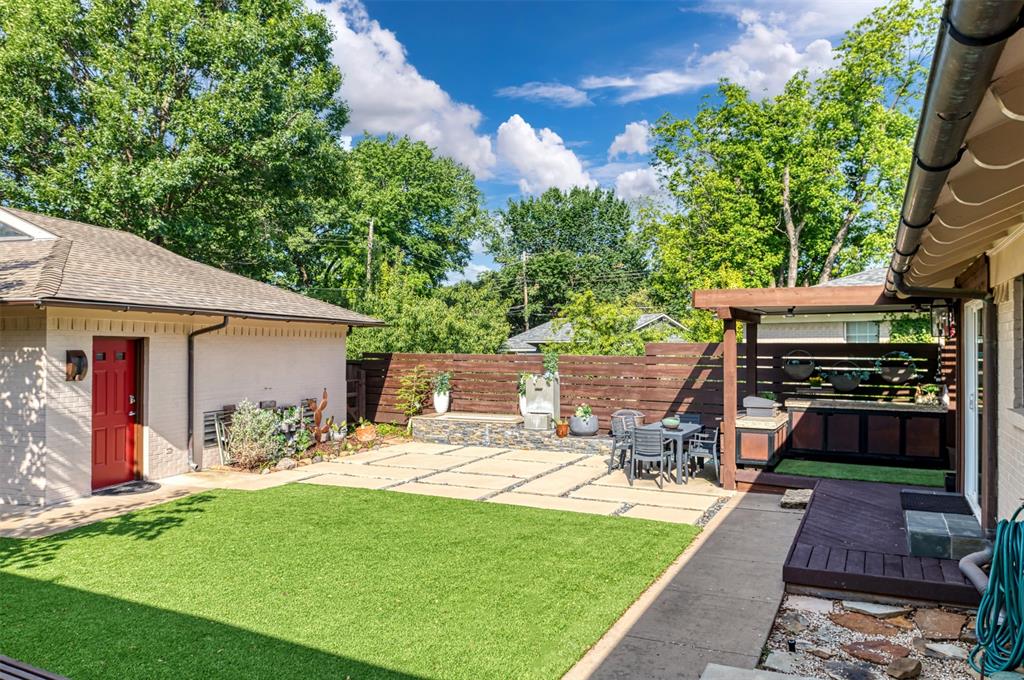 Lake Terrace - Residential Lease