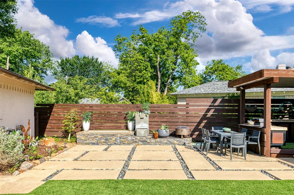 Lake Terrace - Residential Lease