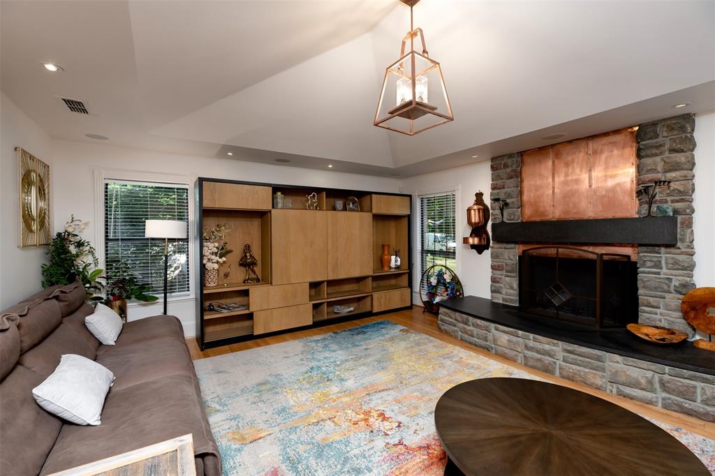 Lake Terrace - Residential Lease