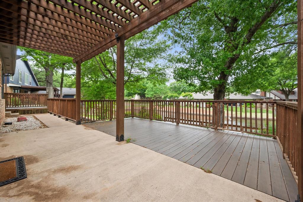 1404 Creekford Drive