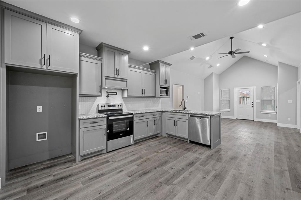 Clark B E Sub - Residential Lease