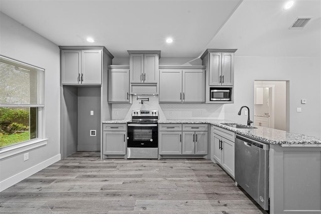 Clark B E Sub - Residential Lease