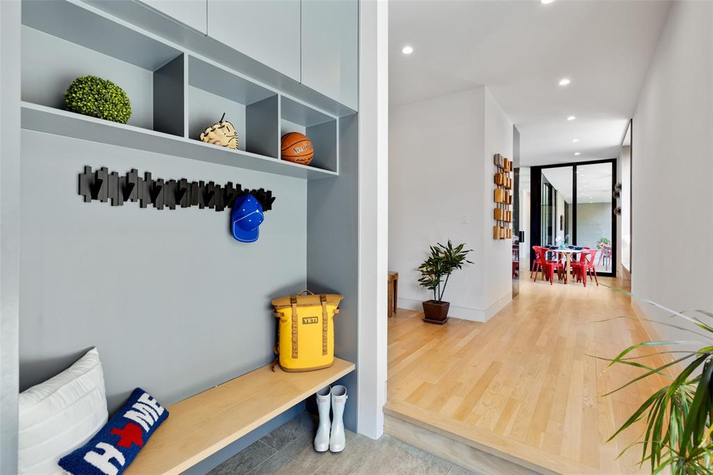 Midway Hills 06 03 Inst - Residential