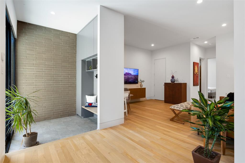 Midway Hills 06 03 Inst - Residential