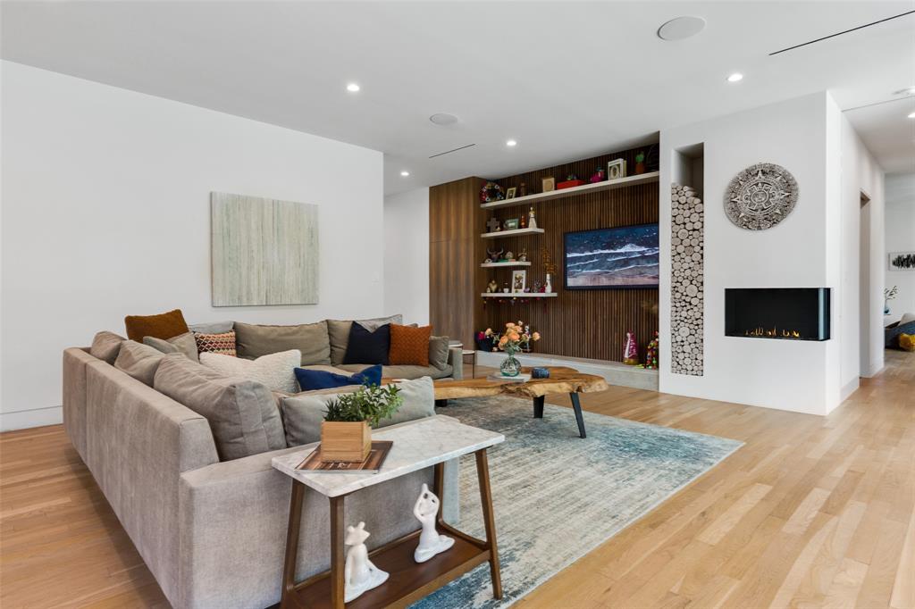 Midway Hills 06 03 Inst - Residential