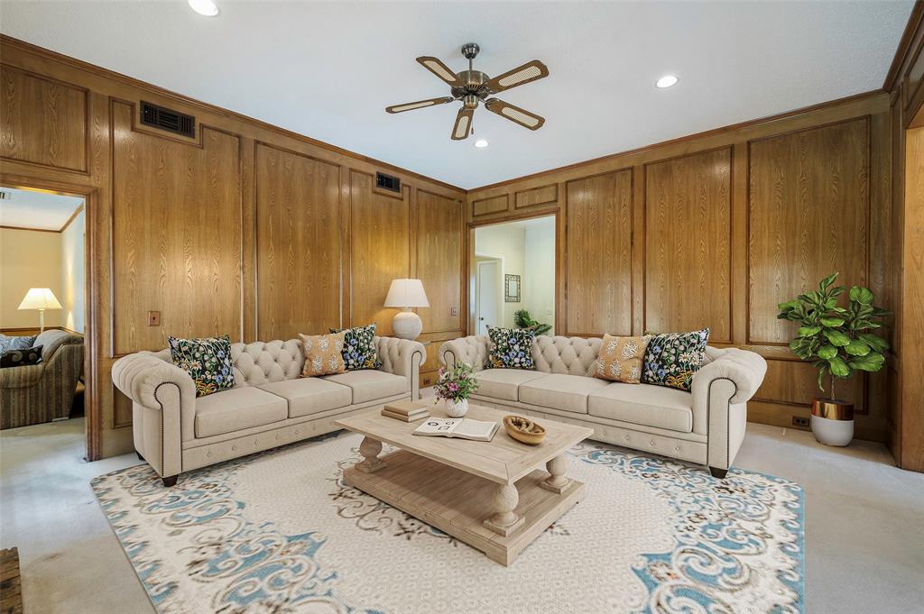 2143 San Simeon