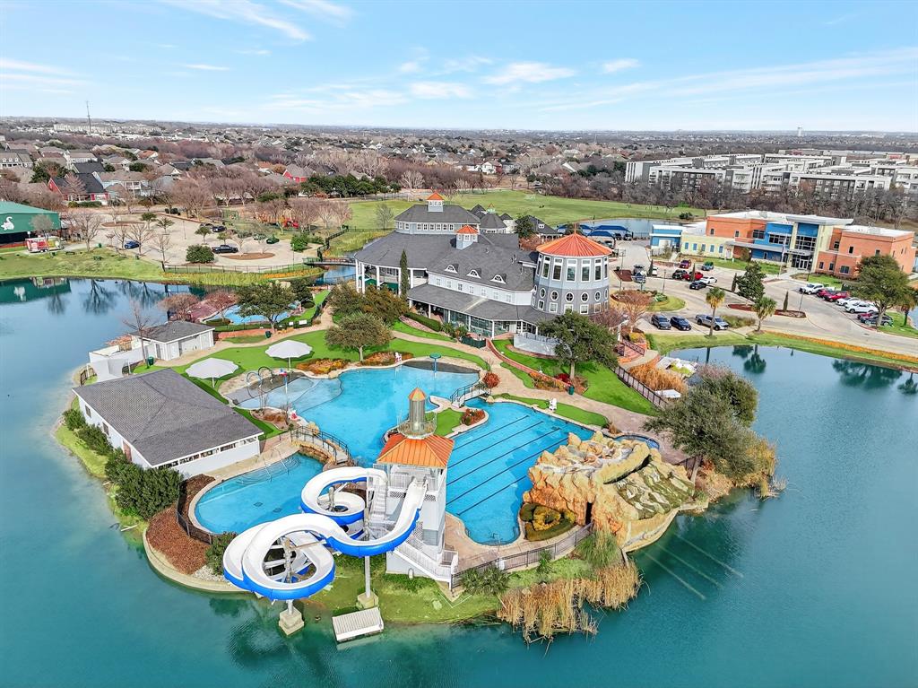 Sea Pines Village At Savannah - Residential