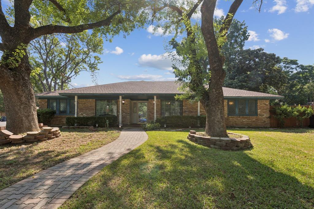 1702 Paisley Drive