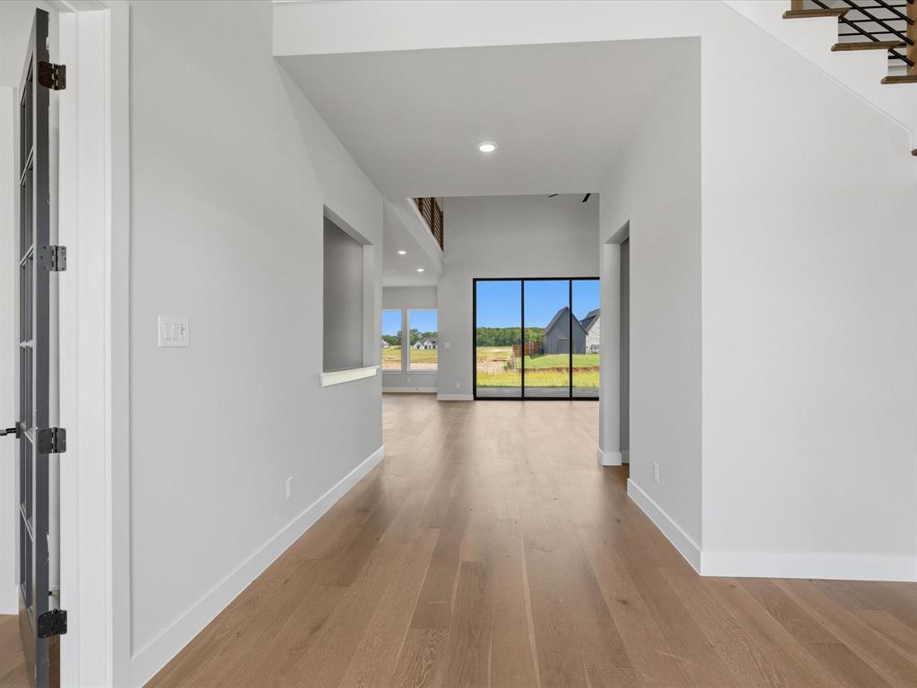 3012 Jenkins Hill