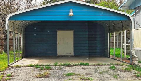 A home in Granbury