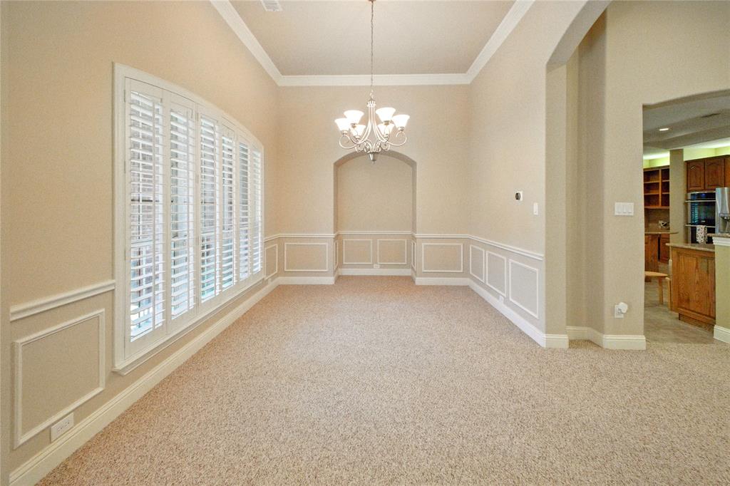 1704 Pecan Grove