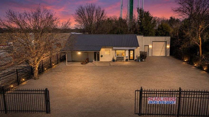 !CONSIDERING ALL OFFERS!
FINANCING OPTIONS AVAILABLE, ASK ABOUT NEIGHBORING LAND 

Right next to the famous BUCCEES, S 700 is an exceptional commercial property with high-visibility frontage along one of Ennis’s most dynamic growth corridors! Situated directly off I-45 with immediate exposure to thousands of daily commuters, this property presents a rare opportunity for owner-users and investors alike!

This lot features a 2,540 sq ft well-built shop and workshop warehouse with 2 bay doors, on approximately 0.25 acres, ideal for a wide range of business uses like tires, automotive, retail, fabrication, warehouse storage, mixed-use office, or service-oriented business! 

With spacious work areas with durable concrete flooring, a fully finished office space, two bathrooms, and versatile layout options to support business operations from day one. With central heating and cooling and robust metal construction, your business can operate efficiently and comfortably year-round.

Benefit from exceptional daily visibility and potential customer flow. The site sits just steps from the popular Buc-ee’s travel center, with an estimated 7,800+ vehicles passing daily!!!

Strong Investment Potential – Positioned in a rapidly expanding commercial corridor with substantial growth momentum.

Versatile Building Use – Perfect for auto repair, warehouse operations, office showroom combo, contractor base, or mixed industrial activities.

High Traffic Counts & Visibility – Close proximity to major highway traffic maximizes marketing exposure and customer reach.

Affordable Entry Point – Competitive pricing for a fully functional commercial property with strong long-term equity potential.

Any questions? Text listing agent & Schedule a tour today and unlock the potential at 700 S Interstate Highway 45.