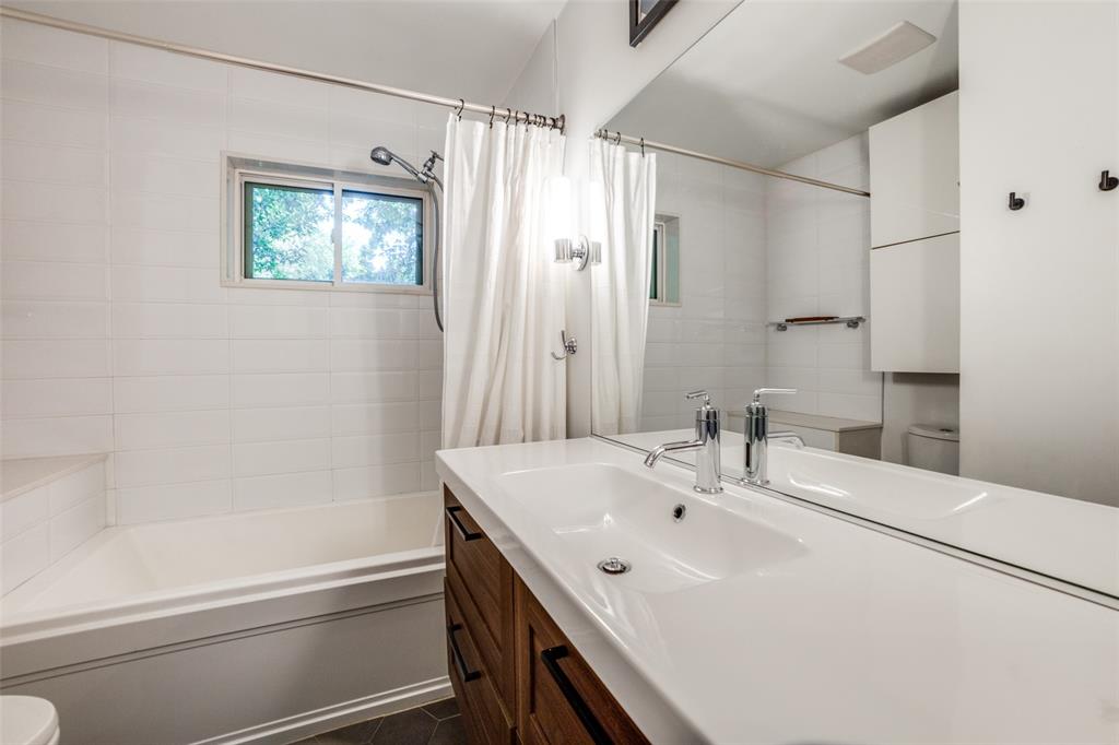 Lake Terrace - Residential