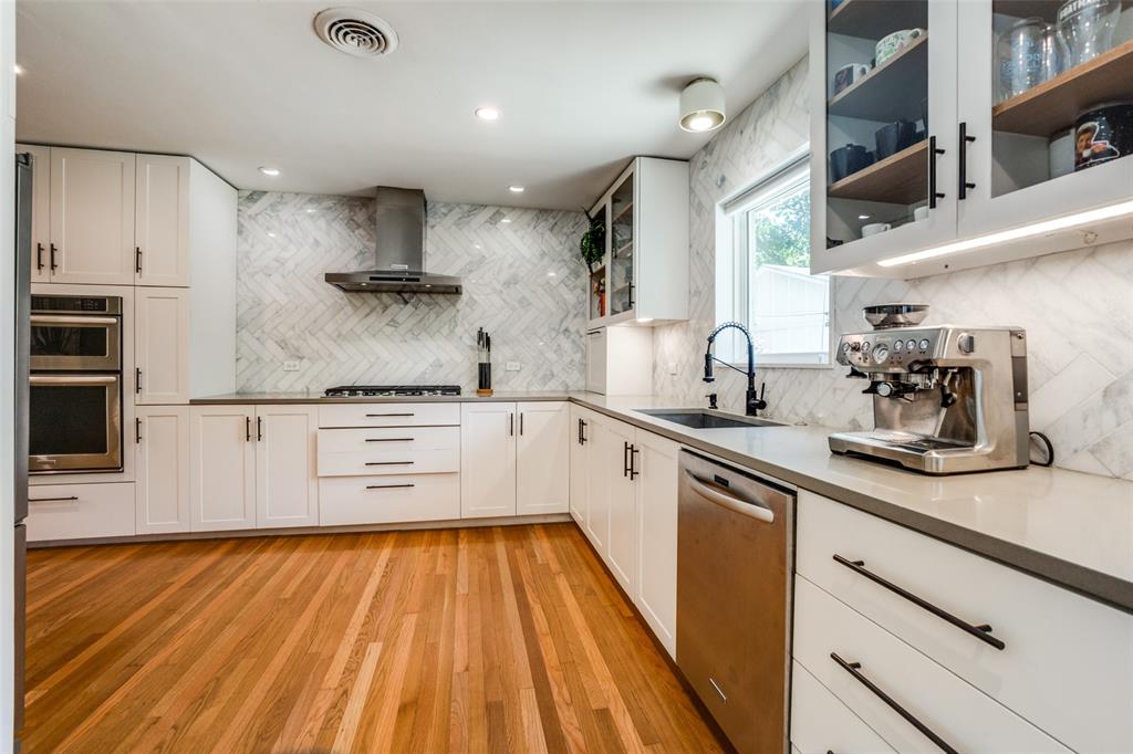 Lake Terrace - Residential