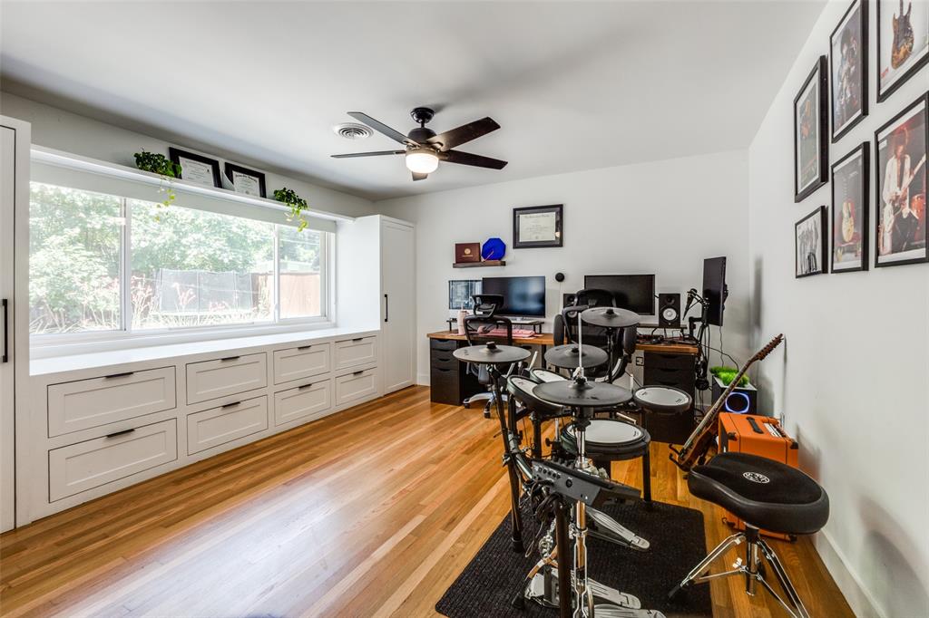 Lake Terrace - Residential