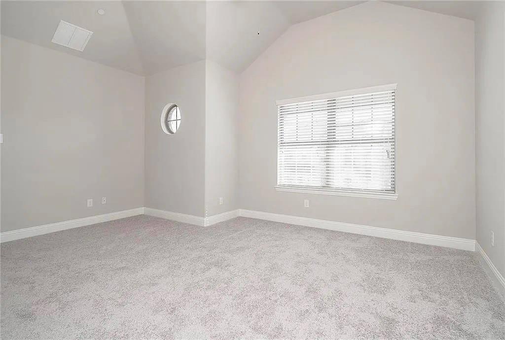 Gables At Ohio - Residential