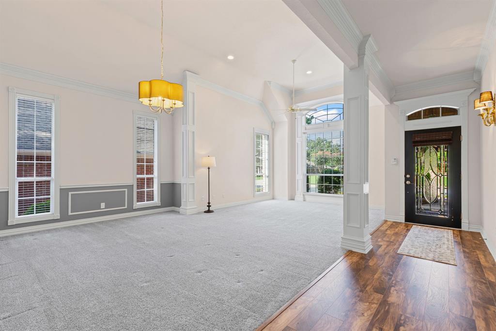 4723 Oak Club Drive