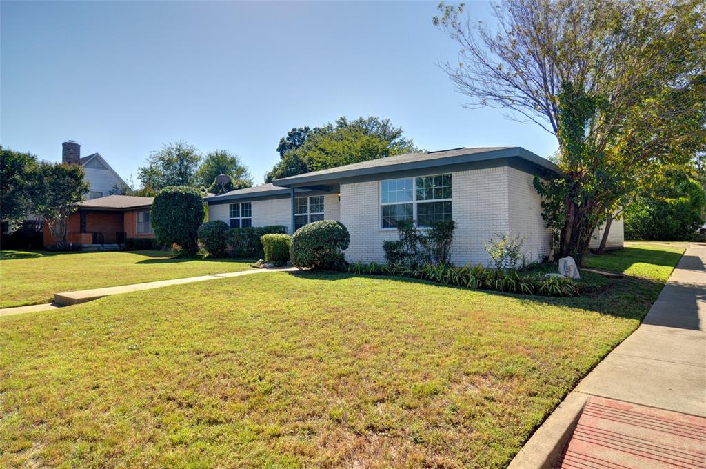 Bluebonnet Hills - Residential Lease