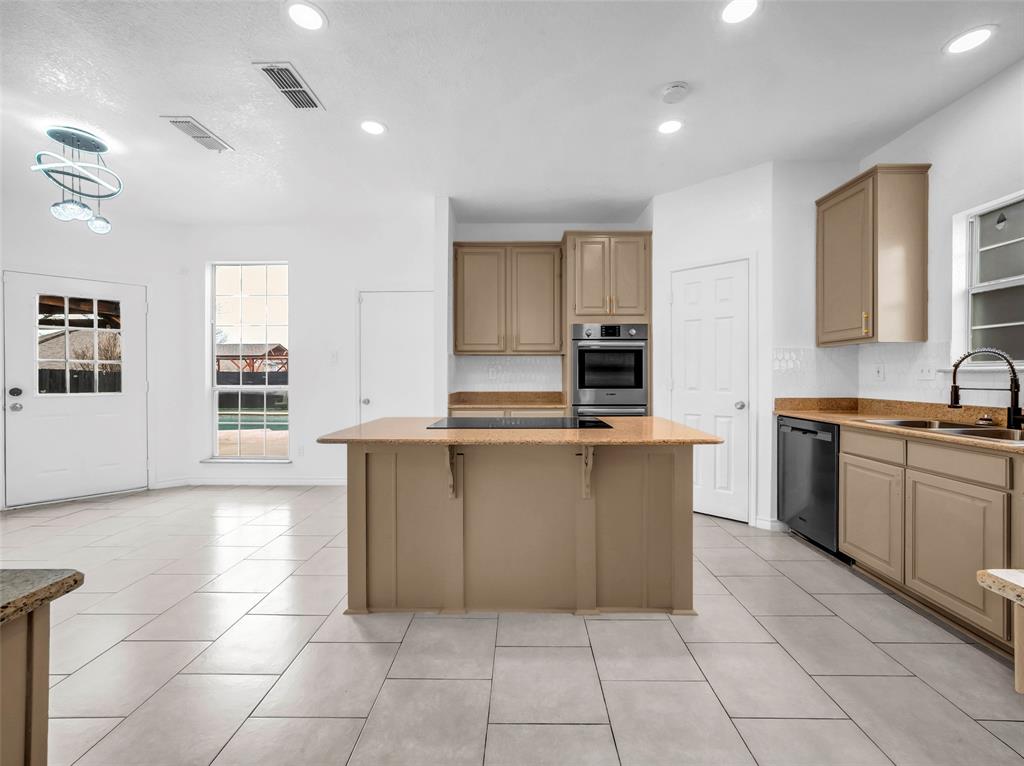 Forum Place - Residential