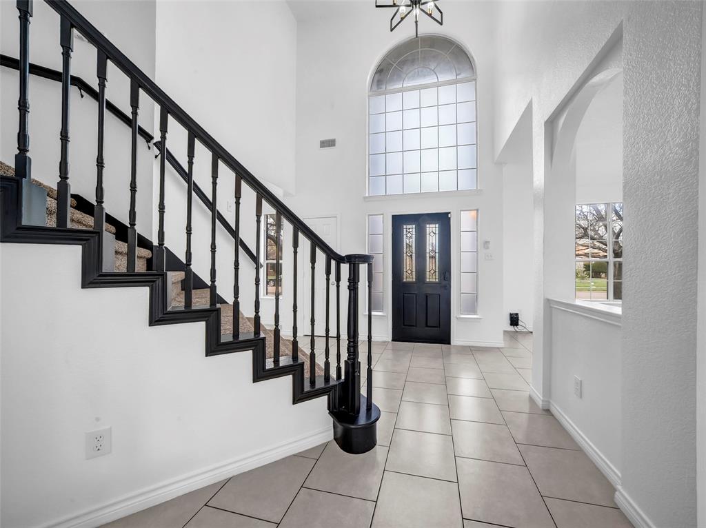 2913 Spartacus Drive