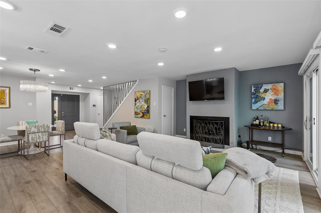 Oak Tree Village - Residential