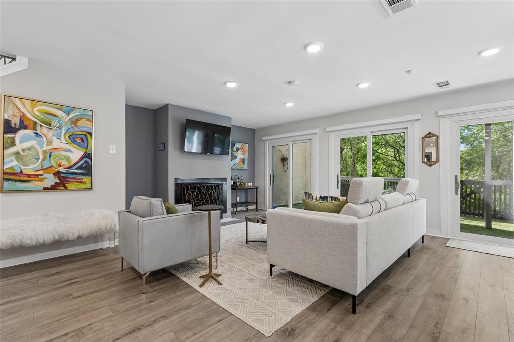 Oak Tree Village - Residential