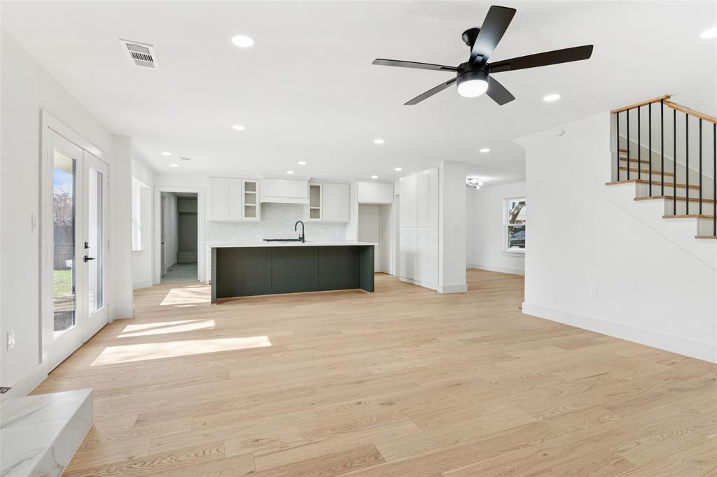 2812 Bay Meadows Circle