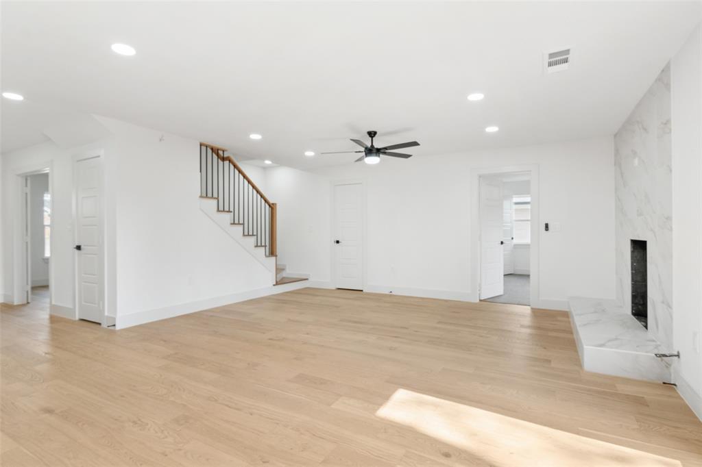 2812 Bay Meadows Circle