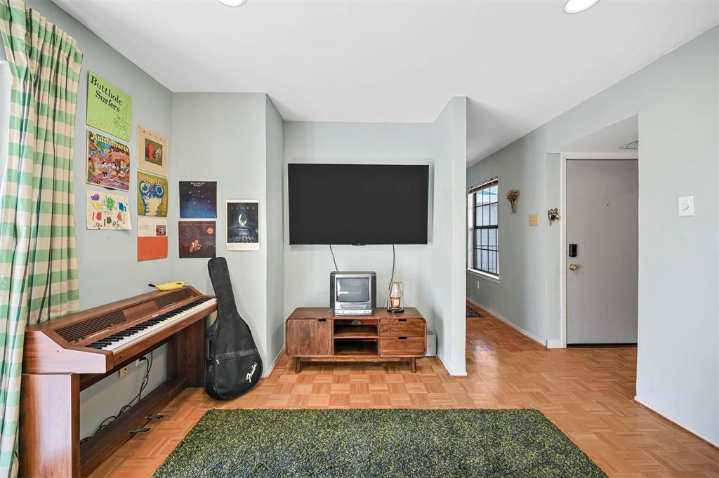 5335 Bent Tree Forest Drive 264
