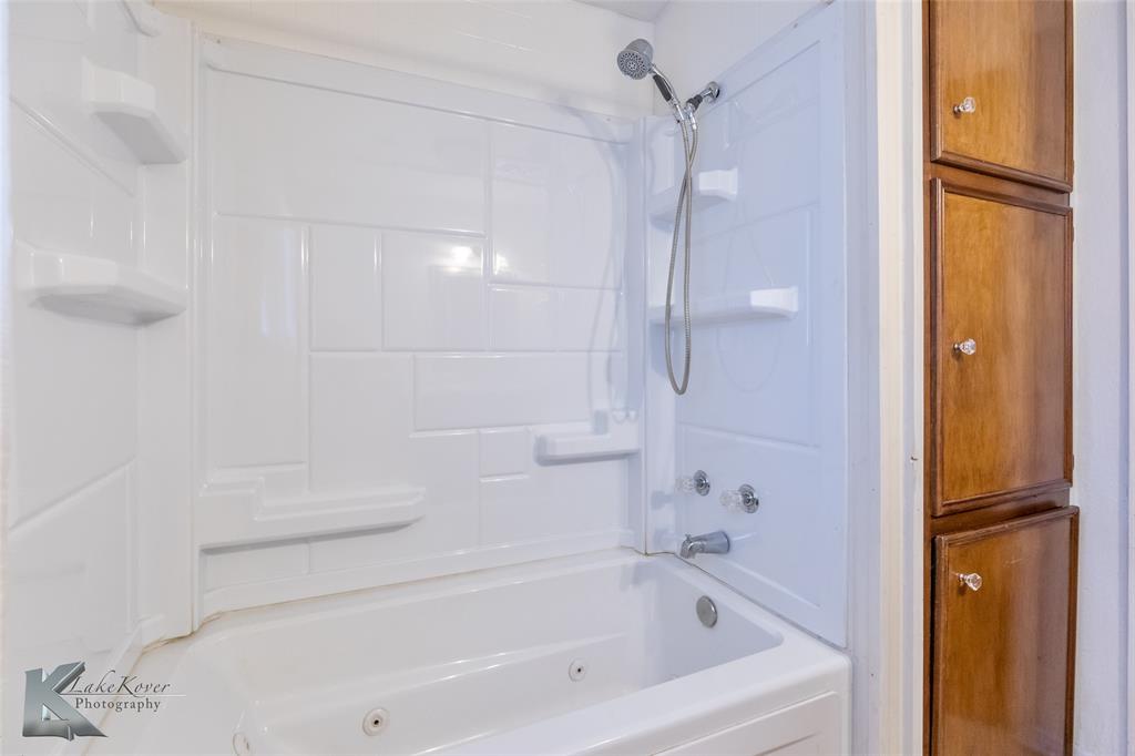 (951C) CALLAHAN CO SHARED PROPERTY - Residential