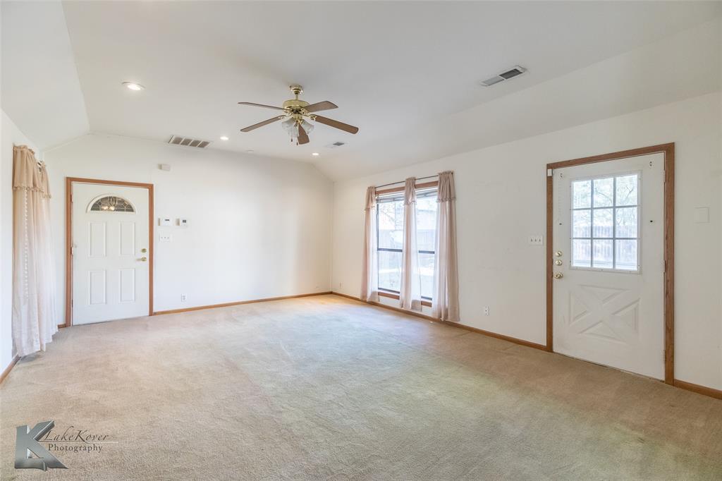 (951C) CALLAHAN CO SHARED PROPERTY - Residential