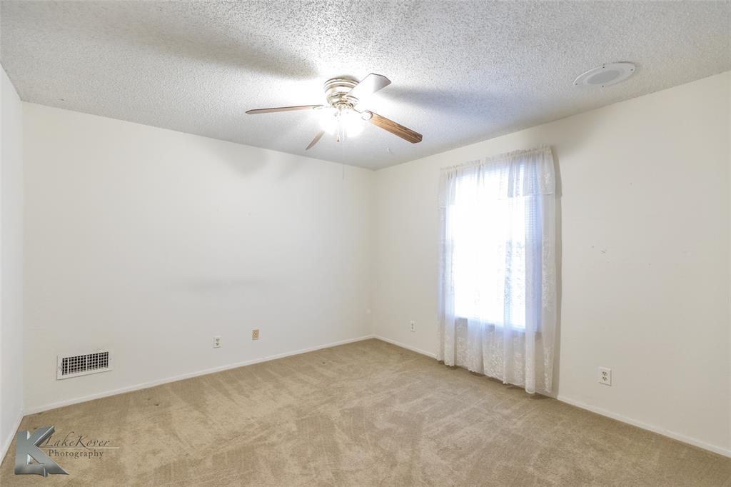 (951C) CALLAHAN CO SHARED PROPERTY - Residential